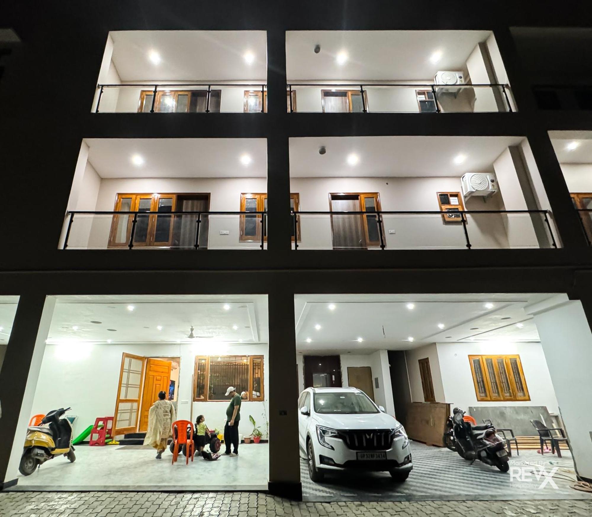 Guru Sadan A Luxe Stay Ayodhya Exteriör bild