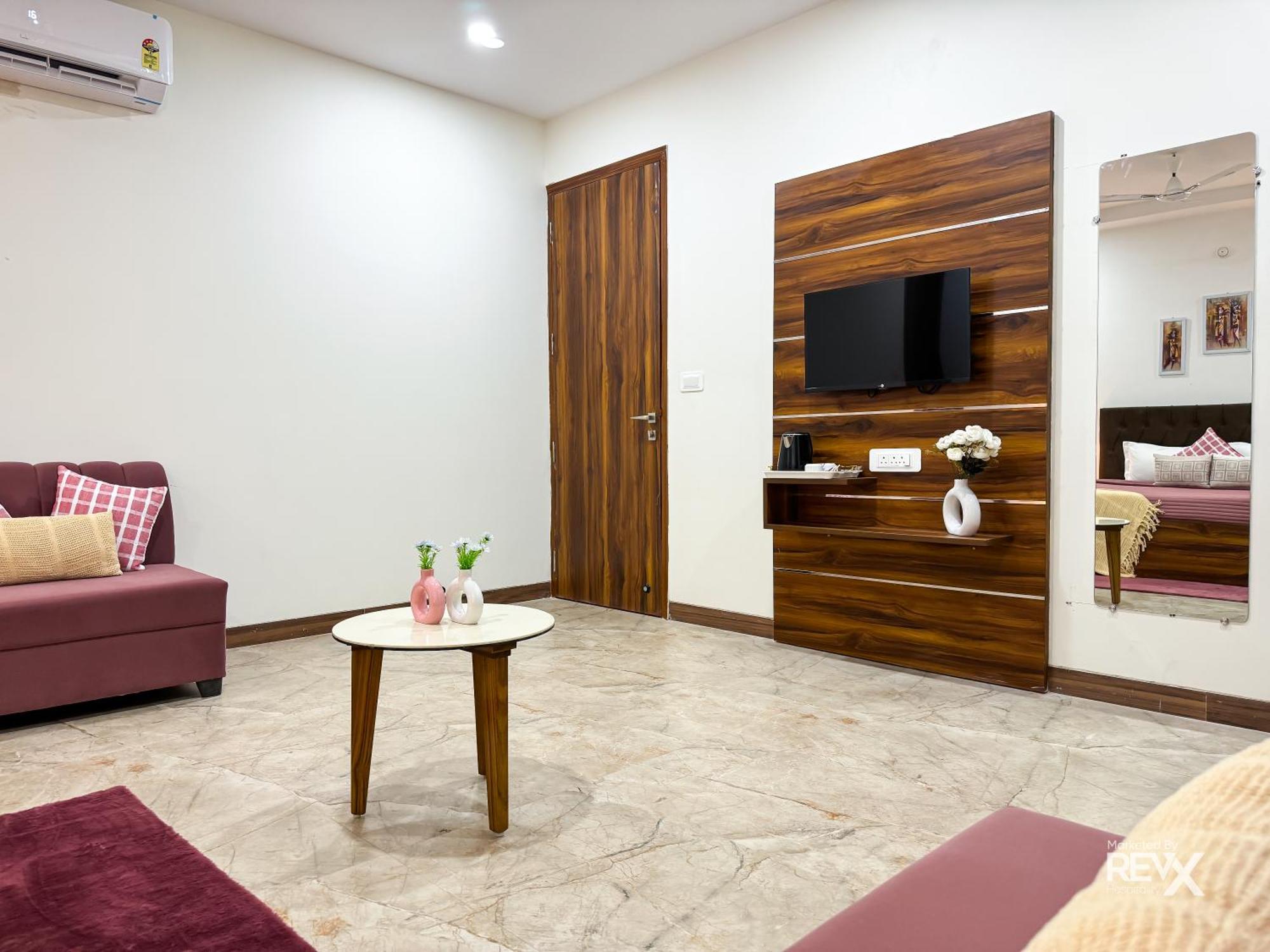 Guru Sadan A Luxe Stay Ayodhya Exteriör bild