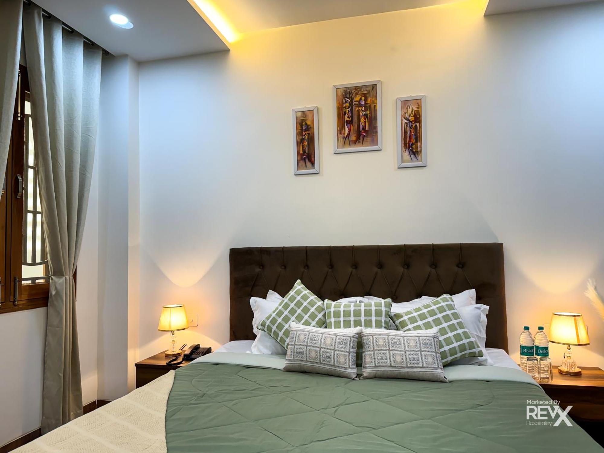 Guru Sadan A Luxe Stay Ayodhya Exteriör bild