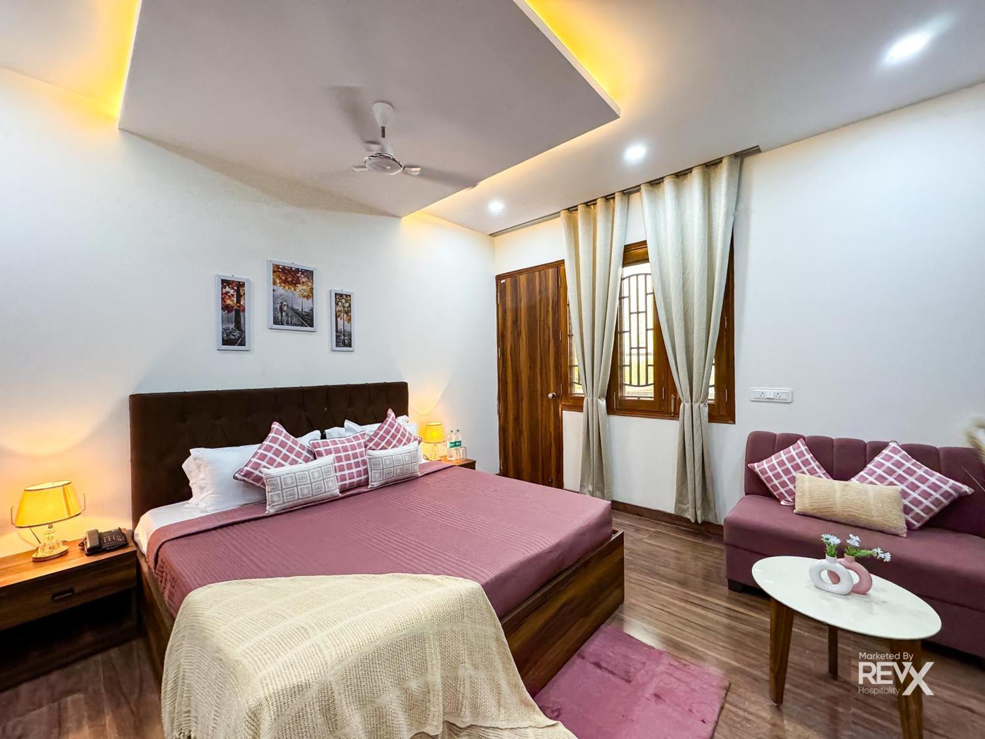 Guru Sadan A Luxe Stay Ayodhya Exteriör bild